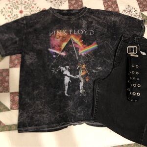 Pink Floyd band t shirt